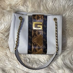 Guess womens 3 pocket large shoulder bag with snake skin and chain accents